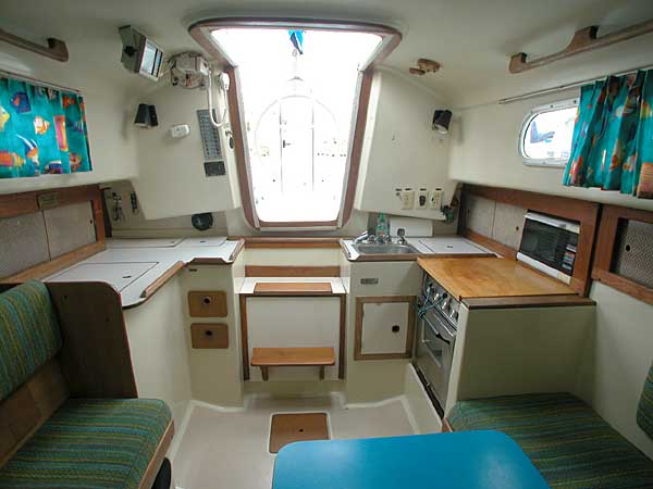 Pearson 33 salon looking aft